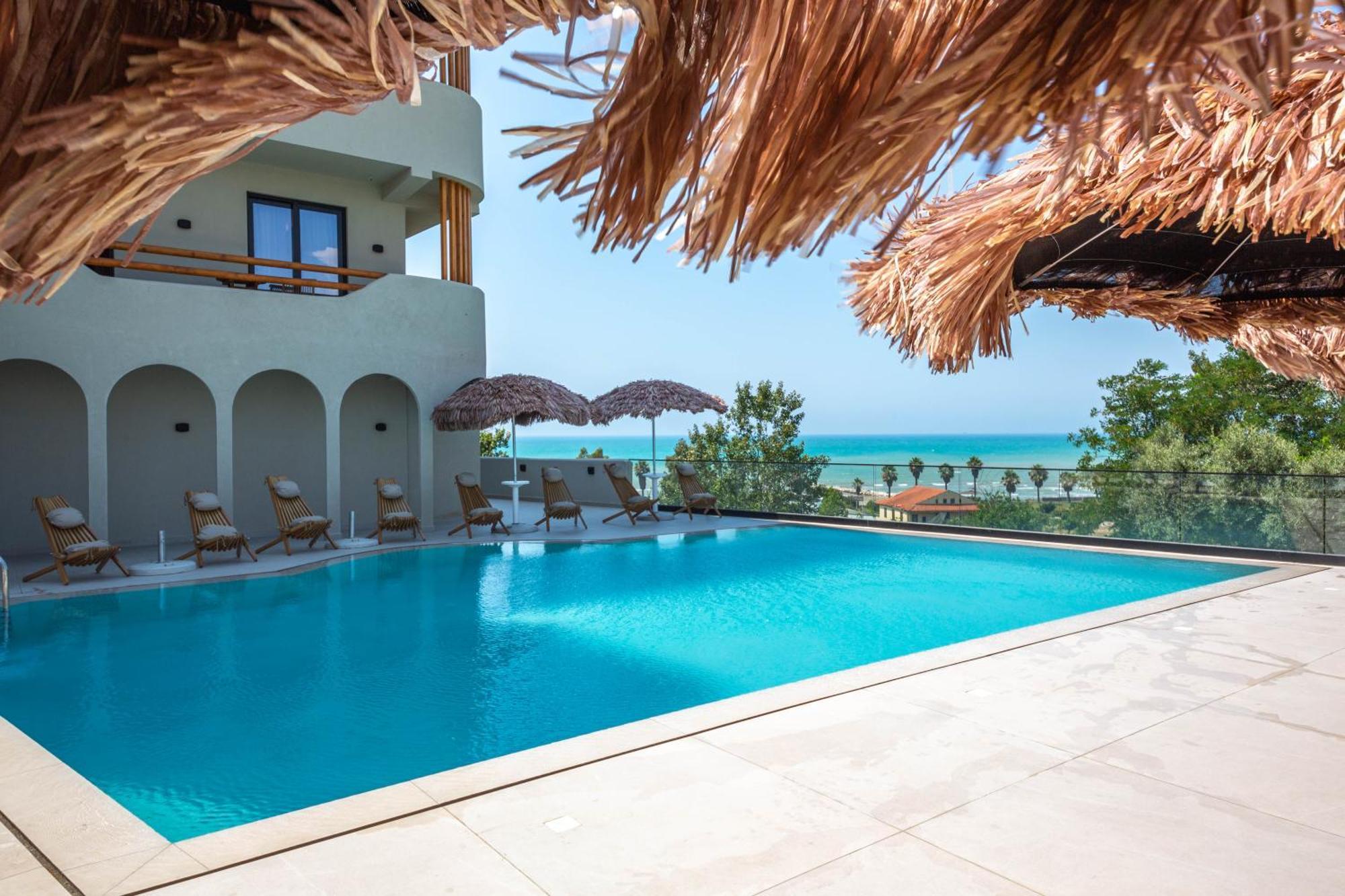 Emara Boutique Hotel กาวาย ภายนอก รูปภาพ