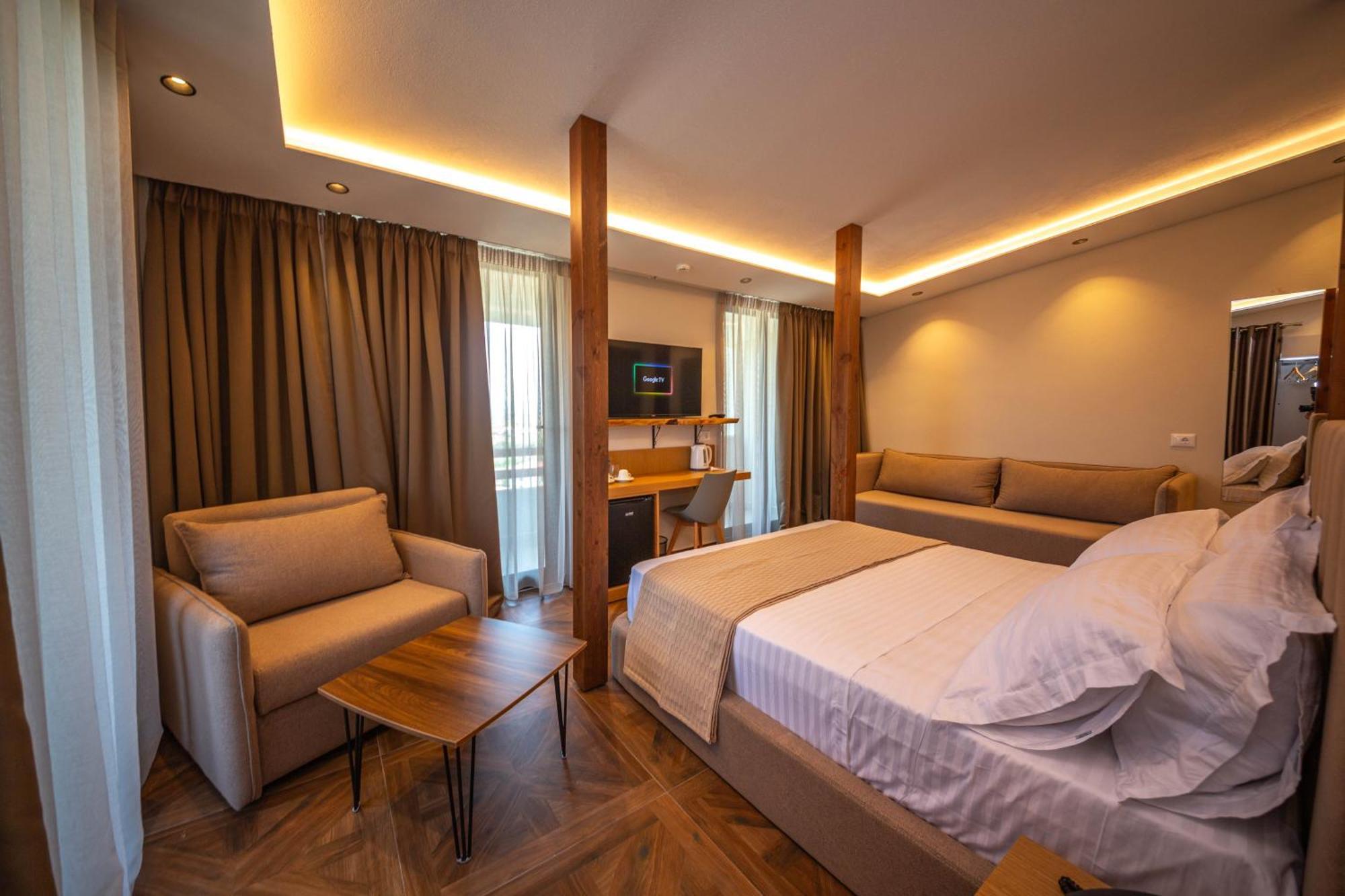 Emara Boutique Hotel กาวาย ภายนอก รูปภาพ