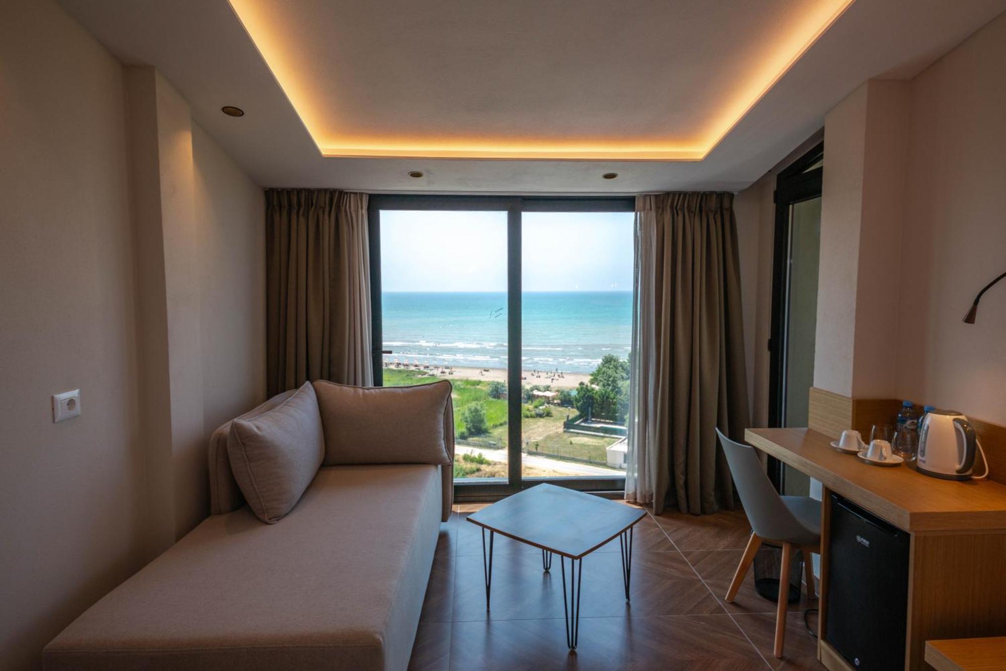 Emara Boutique Hotel กาวาย ภายนอก รูปภาพ