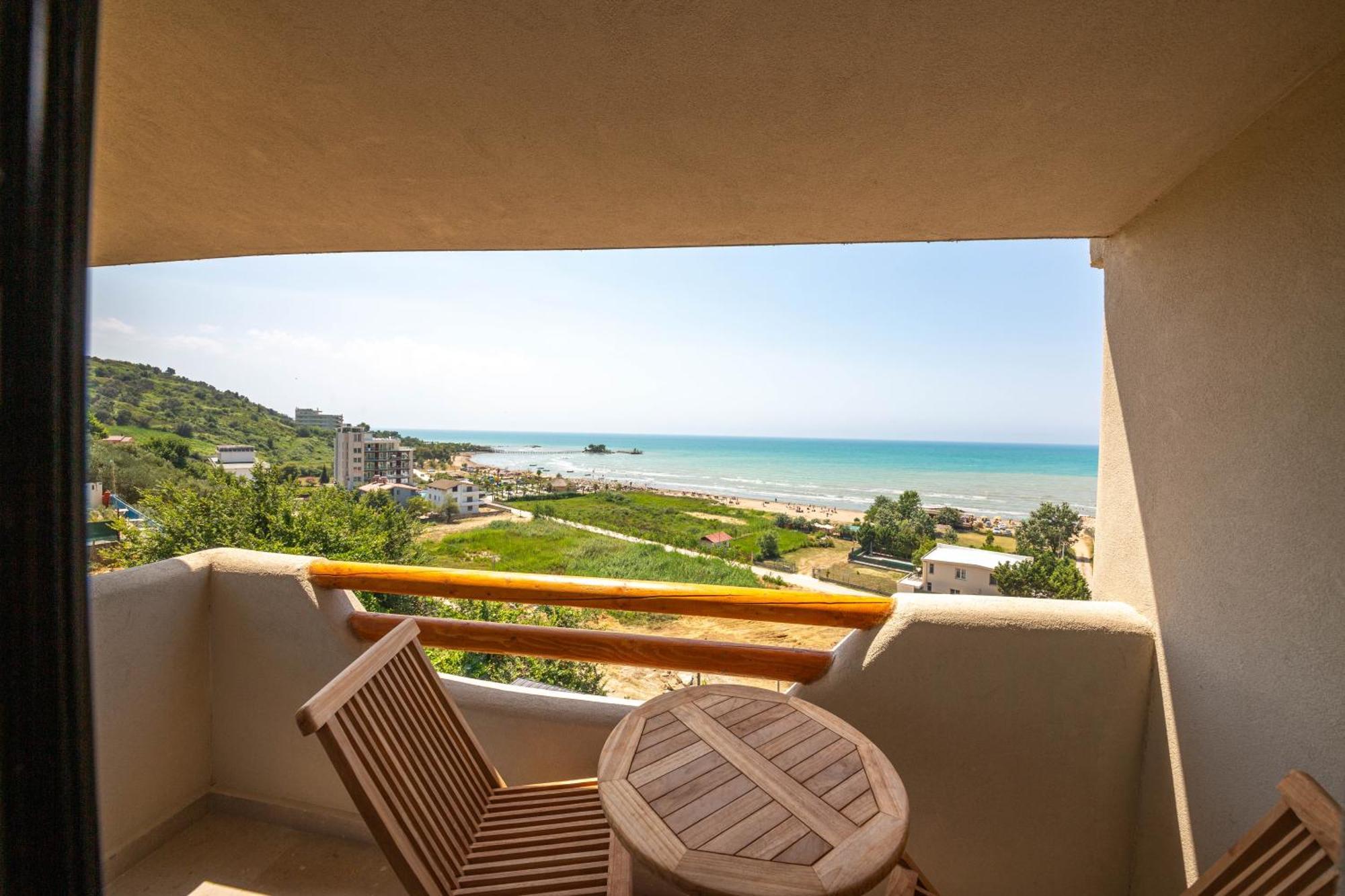 Emara Boutique Hotel กาวาย ภายนอก รูปภาพ